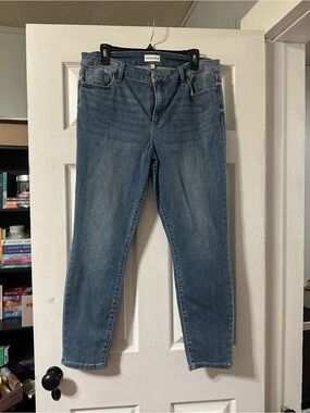 Studio Blue Women’s Jeans